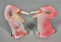 Pink pelicans salt & pepper shakers