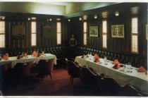 Lou's Village dining room