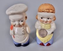 Cooks salt & pepper shakers