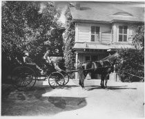 Sarah Winchester in horse-drawn carriage