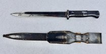 Knife bayonet with scabbard