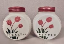 Tulips salt & pepper shakers