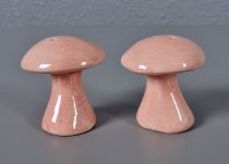 Mushroom salt & pepper shakers