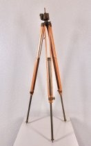 Surveyor's tripod