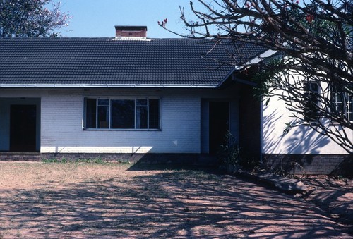 Staff home of UNZA Lecturer Dennis Huckabay on Great East Road, Lusaka