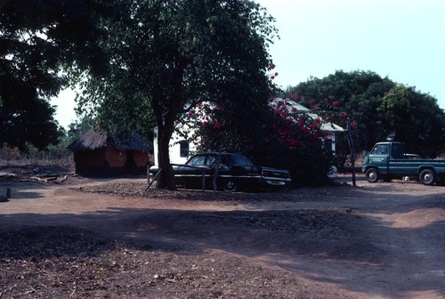 House/Compound in Mukupa Katandula village, with Vehicles