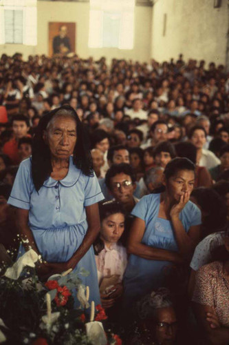 A crowd gathered in honor of the anniversary of Óscar Arnulfo Romero's assassination, San Salvador, 1983