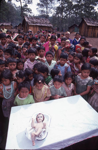 Guatemalan refugees celebrate Christmas, Santiago el Vértice, 1982