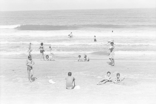 Woman selling fruit at the beach, Cartagena, ca. 1978