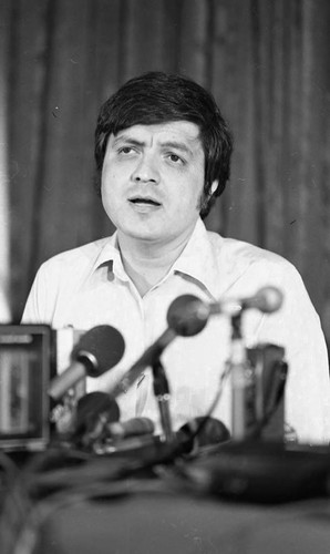 Writer Sergio Ramírez, Junta of National Reconstruction press conference, Nicaragua, 1979