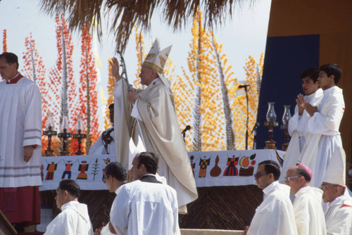 Pope John Paul II preparing for Mass, San Salvador, El Salvador, 1983