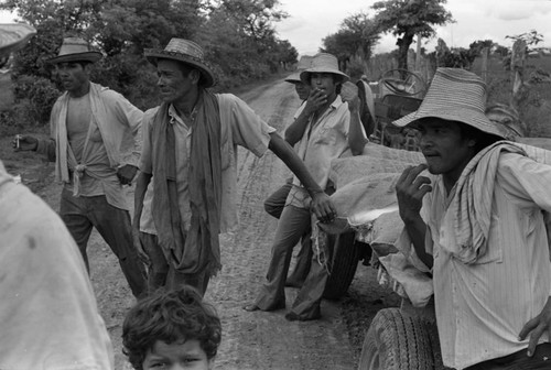 Men out on the field, La Chamba, Colombia, 1975