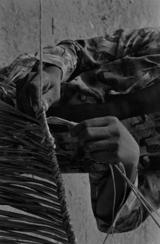 Making a broom, San Basilio de Palenque, 1977