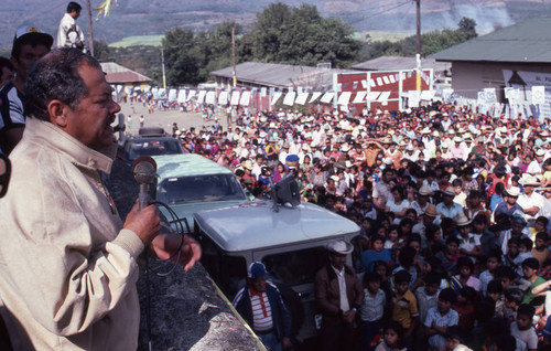 Presidential candidate Ángel Aníbal Guevara speaking at campaign rally, Ciudad Vieja, 1982