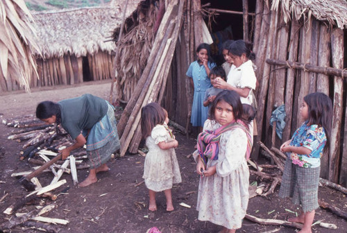 Guatemalan refugees At Work, Cuauhtémoc, 1983