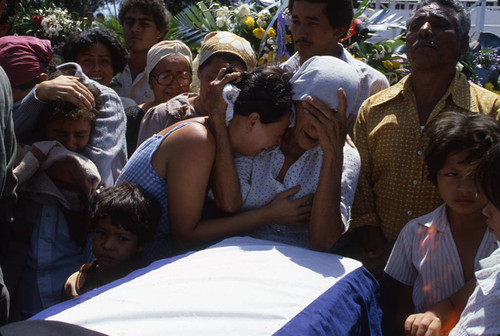 Crowd mourns, Nicaragua, 1983