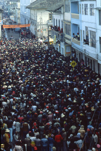 Large crowd at the Blacks and Whites Carnival, Nariño, Colombia, 1979