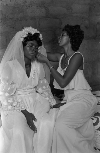 Adjusting bride's veil, San Basilio de Palenque, Colombia, 1977