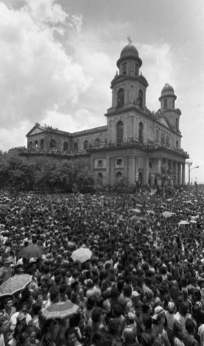 Mass rally, Managua, 1979