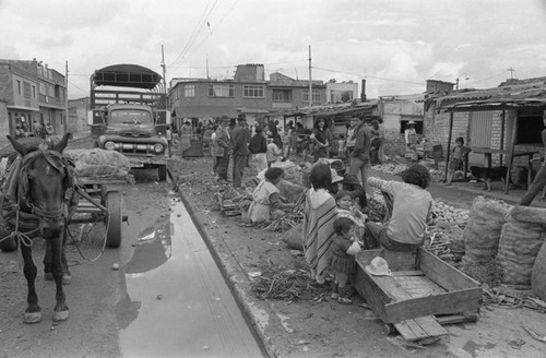 Street market, Tunjuelito, Colombia, 1977