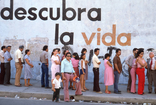 People waiting in line, Santa Tecla, La Libertad, El Salvador, 1982