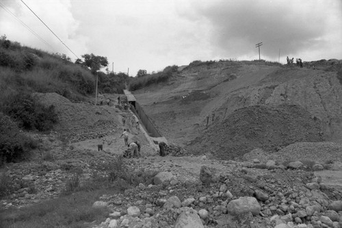 Slurry wall, Bucaramanga, Colombia, 1975