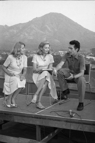 Roberto D'Aubuisson interviewed by Diane Sawyer and Conchita Ibáñez, San Salvador, 1982