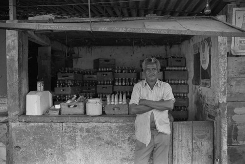 Man selling drinks city market, Cartagena Province, ca. 1978