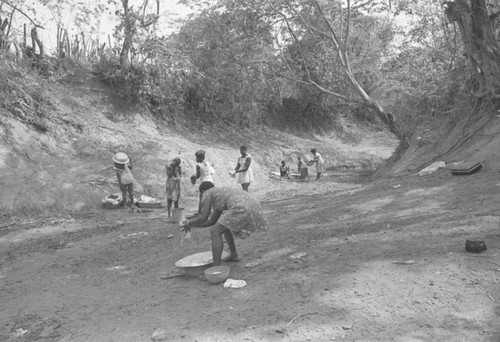 Women washing clothes, San Basilio de Palenque 1977