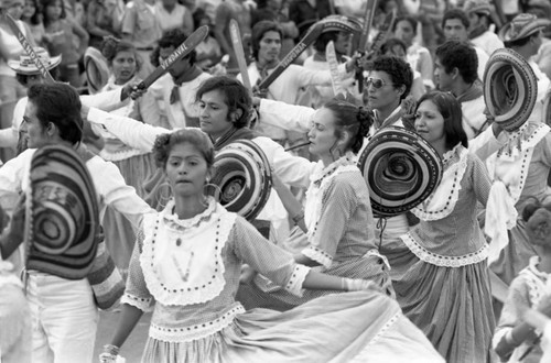 Cumbiamba Vendaval de Simón Bolívar performing, Barranquilla, Colombia, 1977