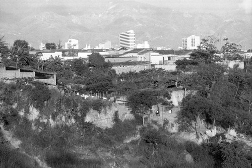 Soil erosion and the city, Bucaramanga, Colombia, 1975