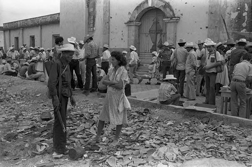 Guerrilleros assembled, Corinto, Morazán, 1983