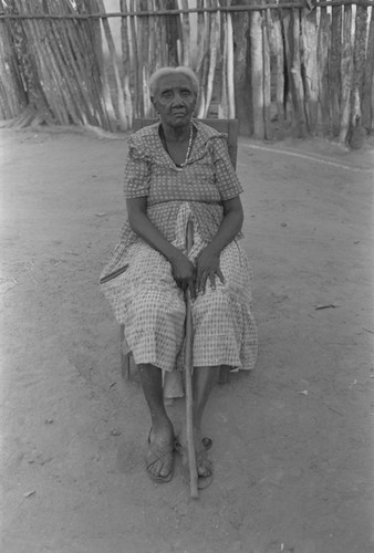 Sitting woman portrait, San Basilio de Palenque, ca. 1978