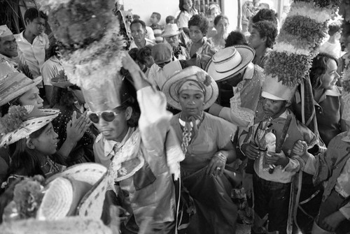 Crowd watching dancers, Barranquilla, Colombia, 1977