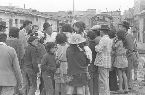 A crowd at a market, Tunjuelito, Colombia, 1977