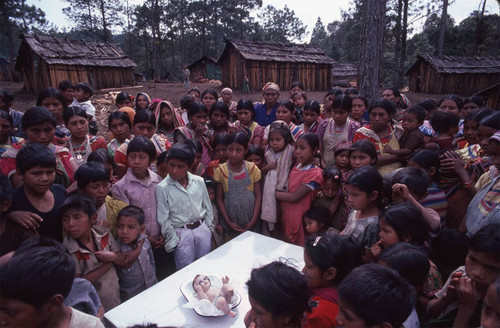 Guatemalan refugees celebrate Christmas, Santiago el Vértice, 1982