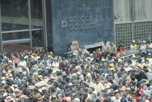 Large crowd at the Blacks and Whites Carnival, Nariño, Colombia, 1979