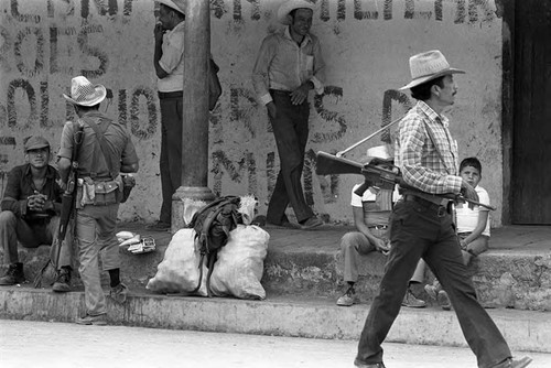 Civilians and guerrilleros in town, Corinto, Morazán, 1983