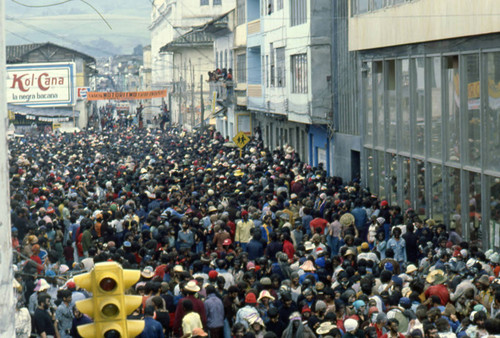 Large crowd at the Blacks and Whites Carnival, Nariño, Colombia, 1979