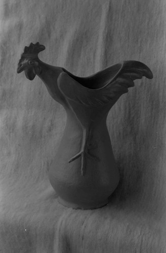 Hen-shaped clay container, La Chamba, Colombia, 1975