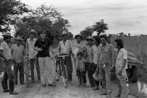 Crew with Richard Cross, La Chamba, Colombia, 1975