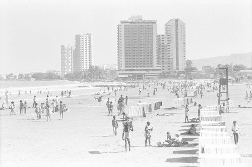 Woman selling fruit at the beach, Cartagena, ca. 1978