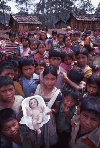 Guatemalan refugees celebrate Christmas, Santiago el Vértice, 1982