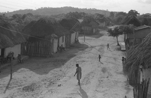 Children in the street, San Basilio de Palenque, 1975