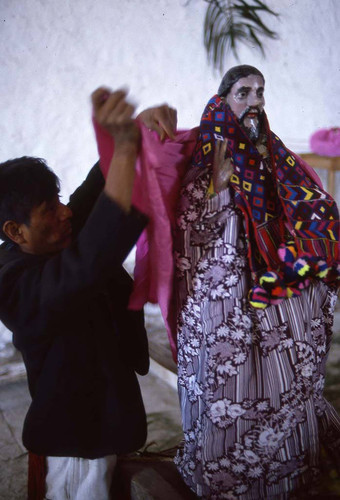 Preparation of a church statue for a religious procession, Chajul, 1982