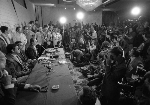 Post-election press conference denouncing voter fraud, Guatemala, 1982