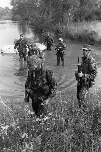 Survival school students in a pond, Liberal, 1982