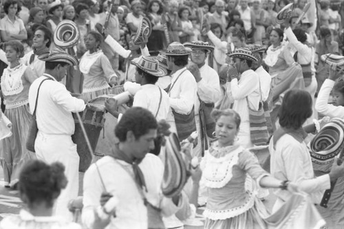 Cumbiamba Vendaval de Simón Bolívar performing, Barranquilla, Colombia, 1977