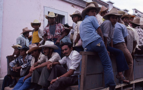 A crowd of men on a truck, Ciudad Vieja, 1982