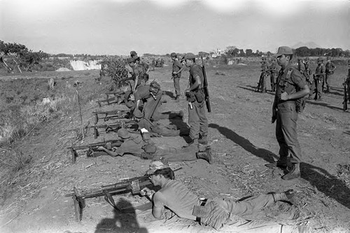 Cadets practice shooting M60 machine guns, Ilopango, San Salvador, 1983